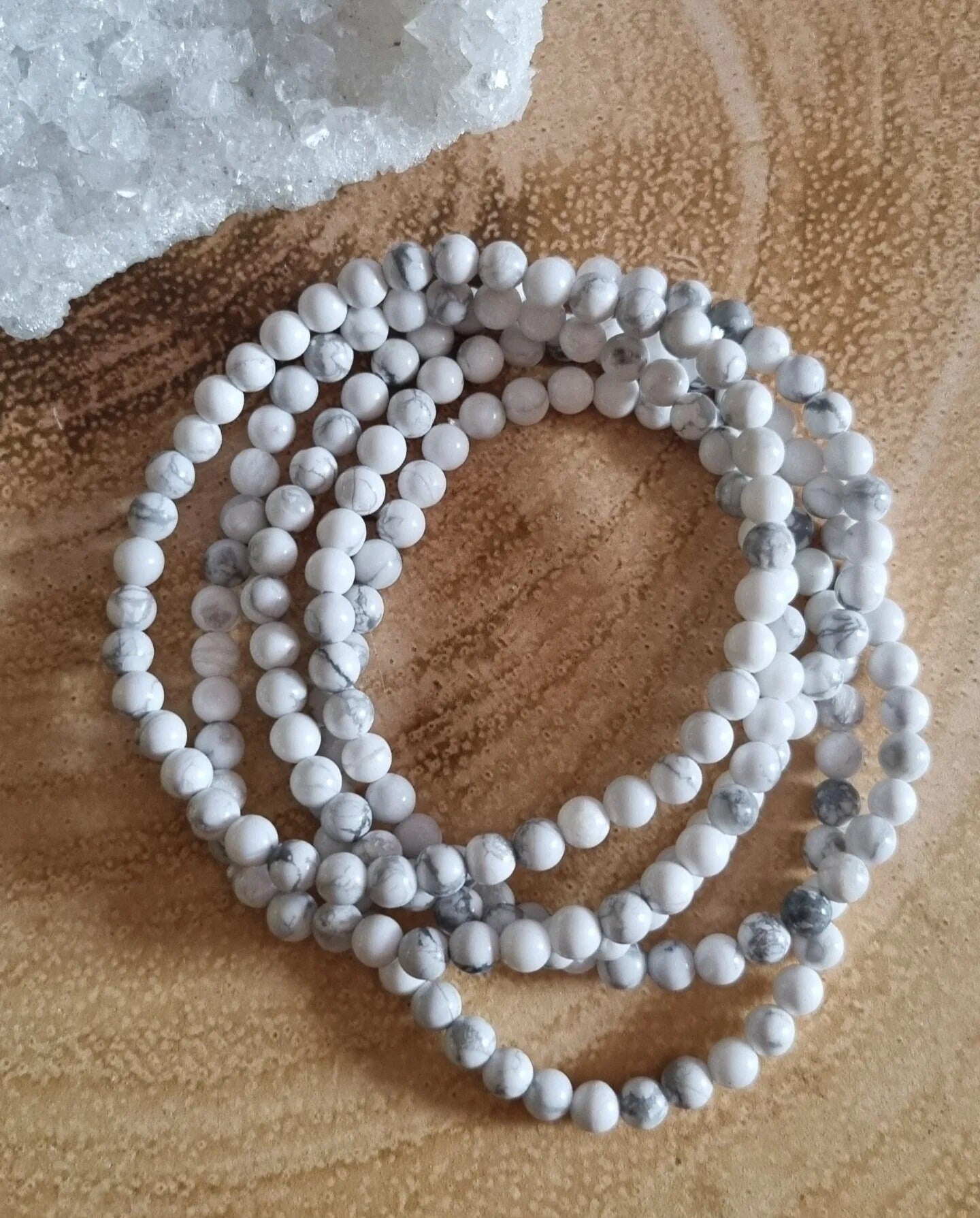 Howlite Beaded Gemstone Bracelets with Stretchy Adjustable Bracelets 4mm in size.