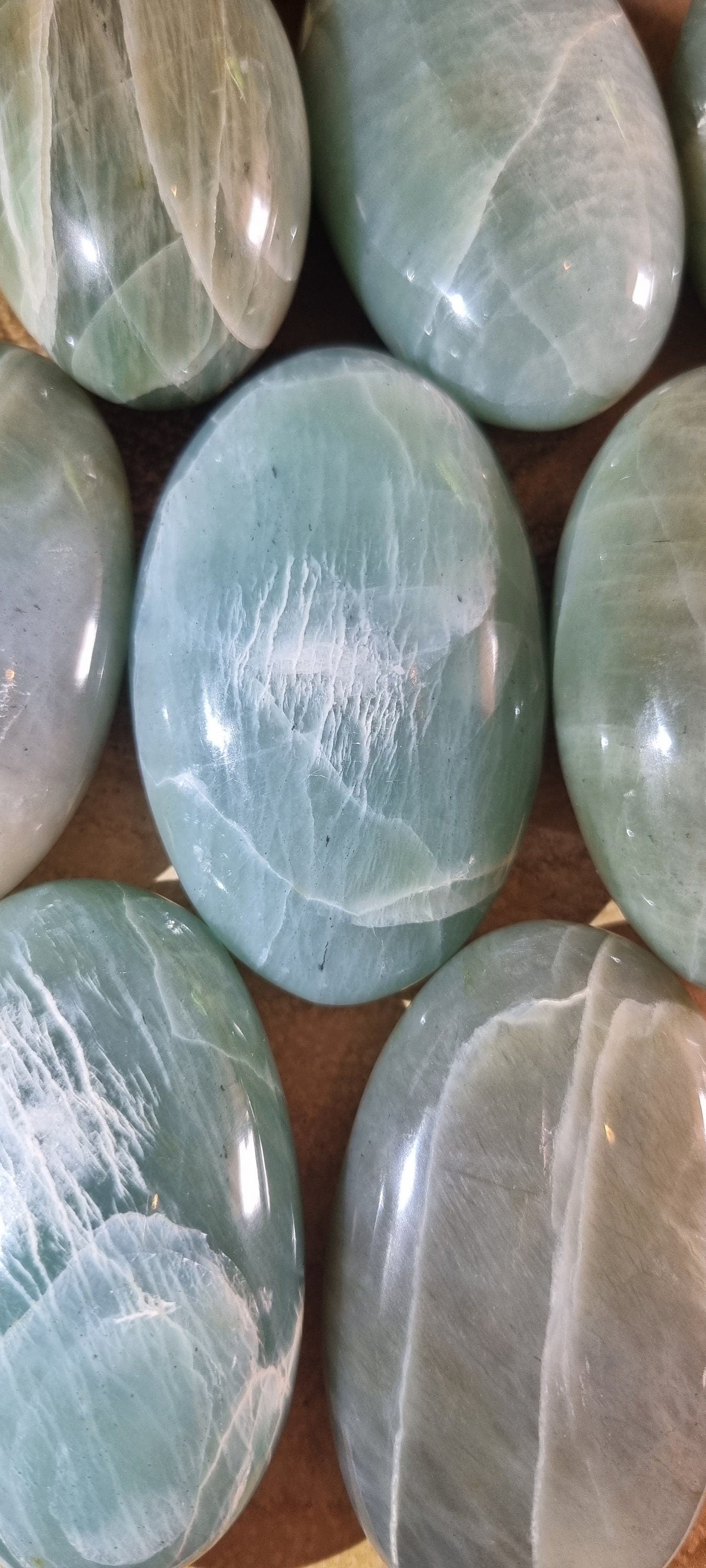 Garnierite / Green Moonstone Palm stones